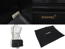 Load image into Gallery viewer, 極美品 CHANEL シャネル マドモアゼル ショルダーバッグ シングルフラップ ダブルチェーン キャビアスキン ブラック ゴールド金具 3番台 中古 4b001079
