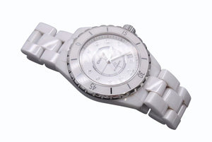 CHANEL シャネル J12 H1906 腕時計 セラミック 38mm 12Pダイヤ ホワイト 自動巻 白文字盤 美品 中古 4b001101