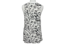 Load image into Gallery viewer, 極美品 CHANEL シャネル タンクトップ ノースリーブ P61823V47215 サイズ36 グラフィティ ココマーク ホワイト ブラック 中古 4b001105