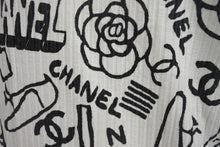 Load image into Gallery viewer, 極美品 CHANEL シャネル タンクトップ ノースリーブ P61823V47215 サイズ36 グラフィティ ココマーク ホワイト ブラック 中古 4b001105