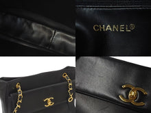Load image into Gallery viewer, CHANEL シャネル ココマーク チェーントートバッグ ショルダーバッグ 31番台 ラムスキン ブラック ゴールド金具 美品 中古 4b001146