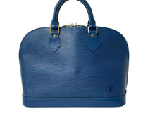 Load image into Gallery viewer, LOUIS VUITTON ルイヴィトン エピ アルマPM ハンドバッグ M52145 トレドブルー ゴールド金具 美品 中古 4b001191