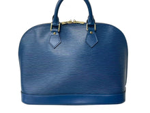 Load image into Gallery viewer, LOUIS VUITTON ルイヴィトン エピ アルマPM ハンドバッグ M52145 トレドブルー ゴールド金具 美品 中古 4b001191