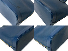 Load image into Gallery viewer, LOUIS VUITTON ルイヴィトン エピ アルマPM ハンドバッグ M52145 トレドブルー ゴールド金具 美品 中古 4b001191