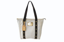 Load image into Gallery viewer, LOUIS VUITTON ルイヴィトン アンティグア カバ MM トートバッグ ショルダーバッグ M40036 エクリュ ゴールド金具 美品 中古 4b001204