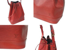 Load image into Gallery viewer, LOUIS VUITTON ルイヴィトン エピ ノエ 巾着ショルダーバッグ M44007 カスティリアンレッド レザー ゴールド金具 良品 中古 4b001216