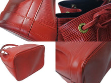 Load image into Gallery viewer, LOUIS VUITTON ルイヴィトン エピ ノエ 巾着ショルダーバッグ M44007 カスティリアンレッド レザー ゴールド金具 良品 中古 4b001216