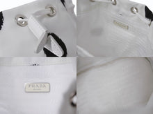 Load image into Gallery viewer, 極美品 PRADA プラダ ハンドバッグ ポーチ リナイロン ラフシモンズ 1NA369 ナイロン ドット柄 ホワイト ブラック 中古 4b001222