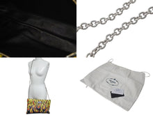 Load image into Gallery viewer, 極美品 PRADA プラダ クラッチバッグ ファイヤーパターン バナナ 1BF060 レザー イエロー レッド ブラック シルバー金具 中古 4b001224