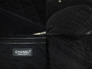 極美品 CHANEL シャネル シャネル22 ハンドバッグ ランダム番台 シャイニー カーフスキン シルバー金具 中古 4b001238