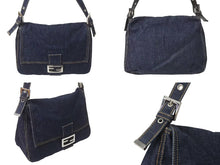Load image into Gallery viewer, FENDI フェンディ マンマバケット ワンショルダーバッグ 26425 デニム レザー ネイビー シルバー金具 美品 中古 4b001265