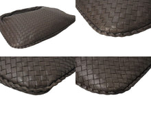 Load image into Gallery viewer, BOTTEGAVENETA ボッテガヴェネタ イントレチャート ホーボー ハンドバッグ イタリア製 レザー シルバー金具 ベージュ 美品 中古 4b001266