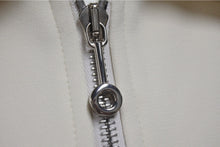 Load image into Gallery viewer, 新品同様 HERMES エルメス マイクロジップジャケット 4E0200DR サイズ36 アイボリー ポリウレタン ビスコース 中古 4b001280
