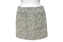 Load image into Gallery viewer, BOTTEGAVENETA ボッテガヴェネタ ミニスカート 813032 サイズ34 ウール ナイロン モヘヤ ホワイト ブラック 美品 中古 4b001283
