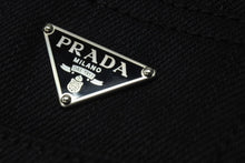 Load image into Gallery viewer, PRADA プラダ 5ポケット ベルベットデニムジーンズ GFP497 サイズ26S トライアングルロゴ 23AW ブラック 美品 中古 4b001285