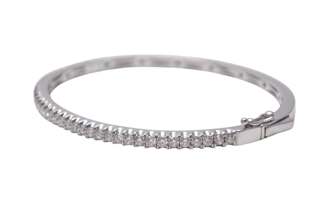 Bijou de M ビジュードエム Diamond Bangle ダイヤバングル D0.95ct 重量約8.6g K14 ホワイトゴールド ダイヤモンド サイズ14cm 美品 中古 4b001295