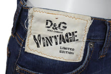 Load image into Gallery viewer, DOLCE&amp;GABBANA ドルチェアンドガッバーナ デニムスパンコールロゴミニスカート ブルー ゴールド コットン 24/38 美品 中古 4b001344