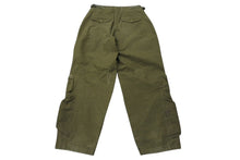Load image into Gallery viewer, 極美品 READYMADE レディメイド CARGO PANTS カーゴパンツ RE-CO-BK-00-00-84 ヴィンテージコットン カーキ サイズ2 中古 4b001418