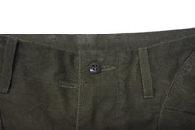 Load image into Gallery viewer, 極美品 READYMADE レディメイド CARGO PANTS カーゴパンツ RE-CO-BK-00-00-84 ヴィンテージコットン カーキ サイズ2 中古 4b001418