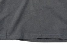 Load image into Gallery viewer, GOOD ENOUGH グッドイナフ G Logo 刺繍 フラワー柄 バックプリント 半袖Tシャツ ロゴ 90s グレー サイズM コットン 美品 中古 4b001427