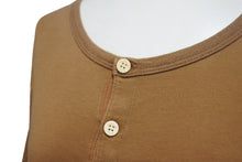 Load image into Gallery viewer, VISVIM ビズビム DOUBLE SCOOP HENLEY ヘンリーネック 半袖Tシャツ 0112105010007 ブラウン サイズ3 美品 中古 4b001441