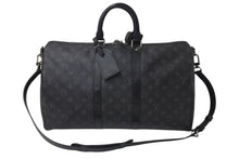 Load image into Gallery viewer, 極美品 LOUIS VUITTON ルイヴィトン エクリプス キーポル バンドリエール45 ボストンバッグ M40569 シルバー金具 ブラック 中古 4b001448