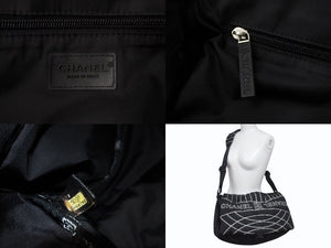 CHANEL シャネル スポーツライン ショルダーバッグ A32807 10番台 ココマーク 刺繍 ナイロン ブラック 美品 中古 4b001460