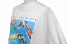 Load image into Gallery viewer, VINTAGE ヴィンテージ KOI UNLIMITED 鯉 半袖Tシャツ トップス コットン ホワイト マルチカラー サイズL 美品 中古 4b001526