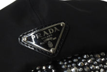 Load image into Gallery viewer, 極美品 PRADA プラダ ベイカーボーイキャップ キャスケット トライアングルロゴ ラインストーン装飾 1HC551 ブラック S 中古 4b001578