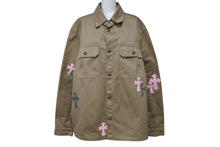 Load image into Gallery viewer, 極美品 CHROMEHEARTS クロムハーツ Work Dog ワークドッグシャツジャケット クロスボタン ベージュ ピンク サイズXL 中古 4b001605