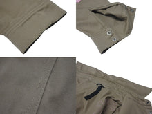 Load image into Gallery viewer, 極美品 CHROMEHEARTS クロムハーツ Work Dog ワークドッグシャツジャケット クロスボタン ベージュ ピンク サイズXL 中古 4b001605