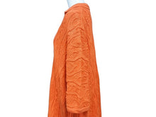 Load image into Gallery viewer, COOGI クージーニット 半袖 ポロシャツ 立体編み込み 3Dニット ハーフ ボタンRN74095 サイズ XL オレンジ 美品 中古 4b001608