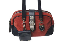 Load image into Gallery viewer, MIU MIU ミュウミュウ ヴィンテージボストンバッグ ハンドバッグ レザー スエード レッド ブラック シルバー金具 美品 中古 4b001611