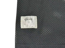 Load image into Gallery viewer, STUSSY ステューシー メッシュ 半袖 ゲームシャツ サイズXL ブラック ホワイト ロゴプリント 美品 中古 4b001628