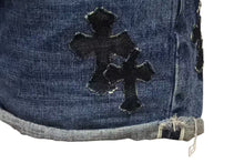Load image into Gallery viewer, CHROME HEARTS クロムハーツ デニムショーツ ショートパンツ サイズ26 セメタリークロス デニムパッチ シルバー925 12パッチ 美品 中古 4b001646