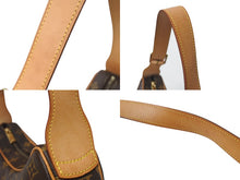 Load image into Gallery viewer, 極美品 LOUIS VUITTON ルイヴィトン クロワッサンMM ワンショルダーバッグ M51512 モノグラム PVC レザー ブラウン 中古 4b001669