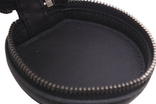 Load image into Gallery viewer, 新品同様 LOUISVUITTON NIGO ルイヴィトン ニゴ ダミエ エベヌ エテュイ イヤフォンケース GI0494 ブラウン PVC レザー 小物 中古 4b001687