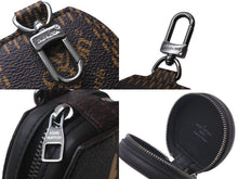 Load image into Gallery viewer, 新品同様 LOUISVUITTON NIGO ルイヴィトン ニゴ ダミエ エベヌ エテュイ イヤフォンケース GI0494 ブラウン PVC レザー 小物 中古 4b001687