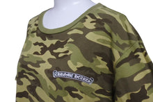 Load image into Gallery viewer, CHROME HEARTS クロムハーツ 半袖Tシャツ サイズM カモフラ柄 スクロールラベルロゴ プリント コットン カーキ 総柄 美品 中古 4b001690