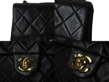 Load image into Gallery viewer, CHANEL シャネル ミニマトラッセ18 チェーンショルダーバッグ ラムスキン ブラック 1番台 美品 中古 4b001699