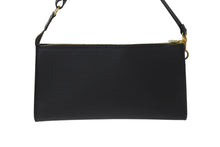 Load image into Gallery viewer, LOUIS VUITTON ルイヴィトン エピ ポシェット アクセソワ―ル 21 ハンドバッグ レザー ノワール M52952 ゴールド金具 ブラック 美品 中古 4b001714