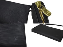 Load image into Gallery viewer, LOUIS VUITTON ルイヴィトン エピ ポシェット アクセソワ―ル 21 ハンドバッグ レザー ノワール M52952 ゴールド金具 ブラック 美品 中古 4b001714
