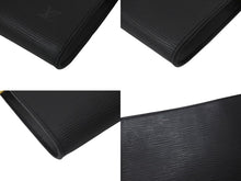 Load image into Gallery viewer, LOUIS VUITTON ルイヴィトン エピ ポシェット アクセソワ―ル 21 ハンドバッグ レザー ノワール M52952 ゴールド金具 ブラック 美品 中古 4b001714