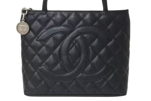 新品同様 CHANEL シャネル 復刻トートバッグ ハンドバッグ 9番台 キャビアスキン ブラック ココマーク ロゴ 鞄 シルバー金具 中古 4b001726