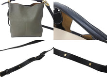 Load image into Gallery viewer, 極美品 LOEWE ロエベ 2WAYハンドバッグ Tバケットスモール ソフトグレインドカーフレザー サンド ブラック ゴールド 美品 中古 4b001731