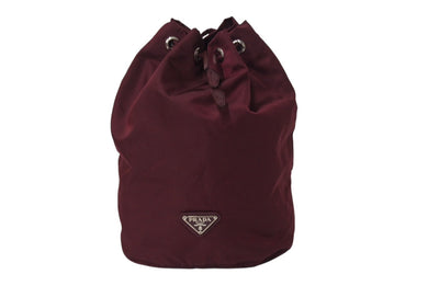 極美品 PRADA プラダ 巾着ポーチ トライアングルロゴ バッグ注目入れ ナイロン ワインレッド シルバー金具 中古 4b001749 