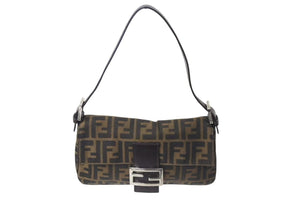 FENDI フェンディ マンマバケット ワンショルダーバッグ 26424 ズッカ柄 ブラウン キャンバス レザー シルバー金具 美品 中古 4b001754