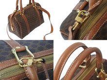 Load image into Gallery viewer, CELINE セリーヌ ミニボストン ハンドバッグ DM00/1 マカダム柄 PVCレザー ブラウン ゴールド金具 良品 中古 4b001759