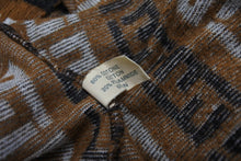 Load image into Gallery viewer, 極美品 FENDI フェンディ ズッカ柄 パイルポロシャツ レディース イタリア製 ビンテージ ブラウン 茶色 中古 4b001853