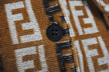 Load image into Gallery viewer, 極美品 FENDI フェンディ ズッカ柄 パイルポロシャツ レディース イタリア製 ビンテージ ブラウン 茶色 中古 4b001853
